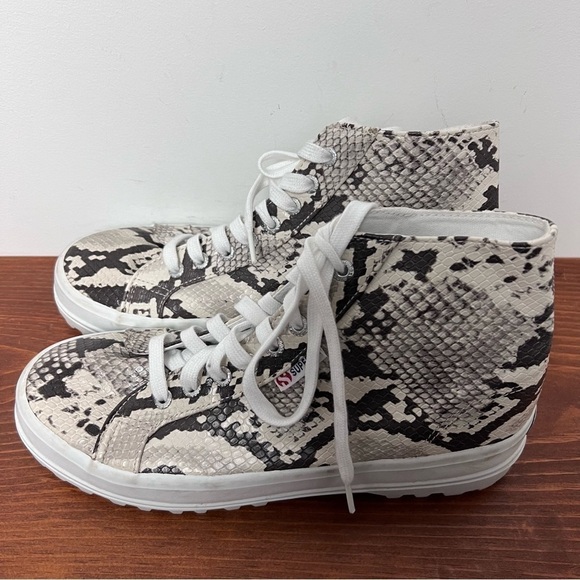 Superga Women Alpina Snake Embossed High Top Platform Sneaker in Taupe Snake 9.5 - Picture 3 of 13
